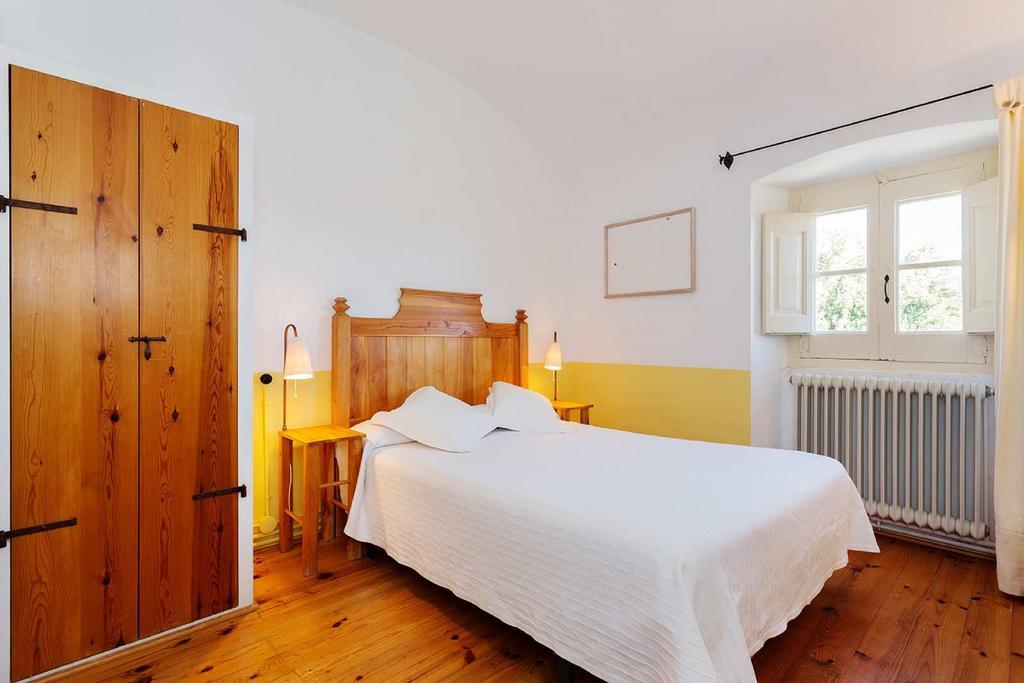 Can Felicia Hotel Beuda Cameră foto